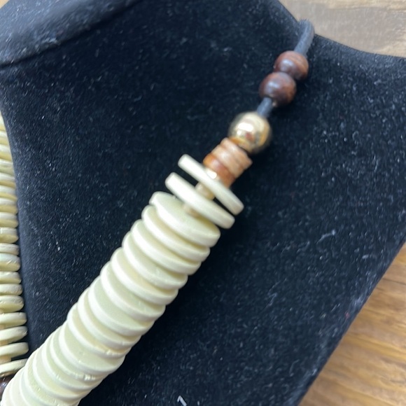 Cato Necklace - Picture 5 of 9